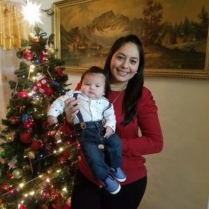 Meet your Posher, Dariela